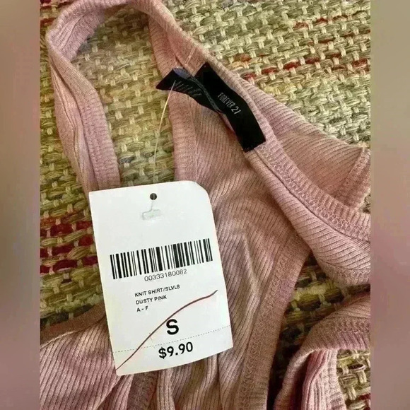 F21 NWT Tank Top - Picture 2 of 3